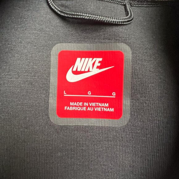 Nike Men's Tech Fleece Sportswear Black Crewneck FB7916-010 Multi-Size - Picture 10 of 11